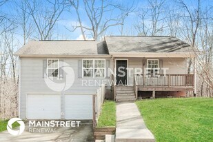 6538 River Hill Dr in Flowery Branch, GA - Building Photo