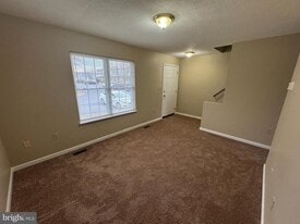 544 Allston Cir in Winchester, VA - Building Photo
