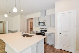 332 Whiteheart Dr in DeLand, FL - Building Photo - Building Photo