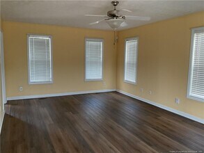 8225 Hurrican Ln in Fayetteville, NC - Building Photo - Building Photo