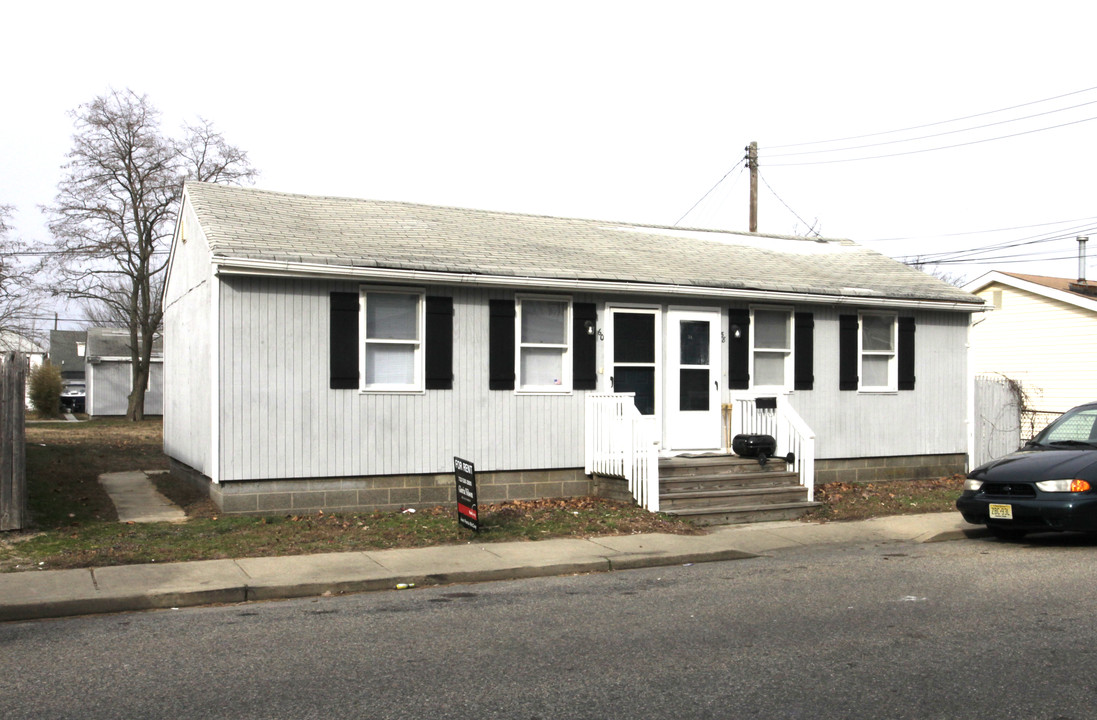 58-60 Huddy Ave in Highlands, NJ - Building Photo