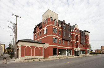 946 E 43rd St in Chicago, IL - Building Photo - Building Photo