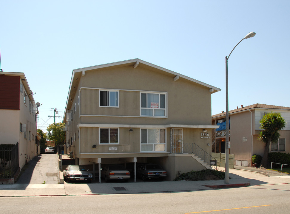 1346 S Cochran Ave in Los Angeles, CA - Building Photo