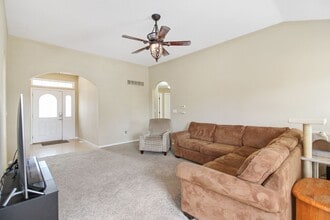 3808 Bent Oak Dr in Columbia, MO - Building Photo - Building Photo