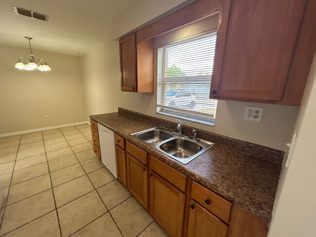 13461 Fifth Street in Ft. Myers, FL - Building Photo - Building Photo