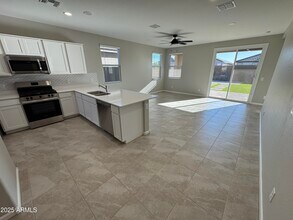 38013 N Flank Rider Wy in Queen Creek, AZ - Building Photo - Building Photo
