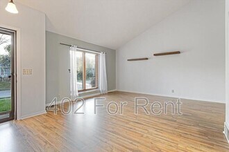 5120 S 162nd Ave in Omaha, NE - Building Photo - Building Photo