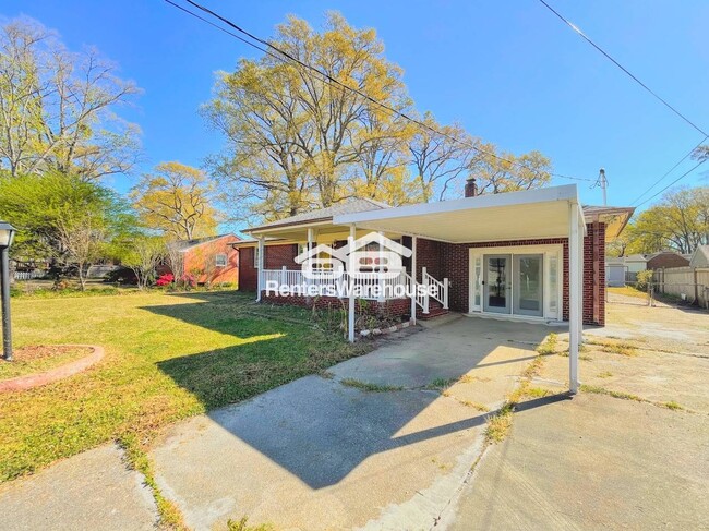712 Woodstock Rd in Virginia Beach, VA - Building Photo - Building Photo