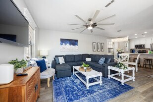 17462 Front Beach Rd in Panama City Beach, FL - Building Photo