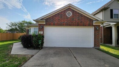4903 Spring Showers Ct in Houston, TX - Building Photo - Building Photo
