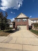 51124 Hallfield St in Novi, MI - Building Photo