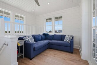 419 Lakefront Dr in Panama City Beach, FL - Building Photo - Building Photo