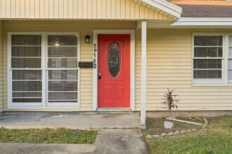 2918 Tarpey Ave in Texas City, TX - Building Photo - Building Photo