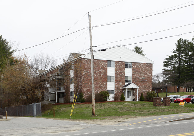 Derry Village Green Apartments in Derry, NH - Building Photo - Building Photo