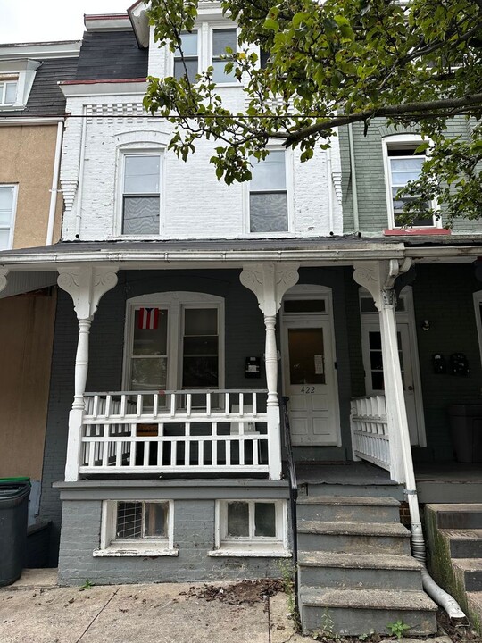 422 W Allen St in Allentown, PA - Building Photo