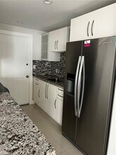 7250 SW 94th Pl in Miami, FL - Building Photo - Building Photo