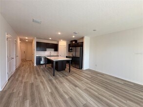 10821 Ironwood Tree Wy in San Antonio, FL - Building Photo - Building Photo