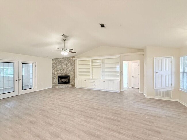 6016 Badger Rd in Milton, FL - Building Photo - Building Photo