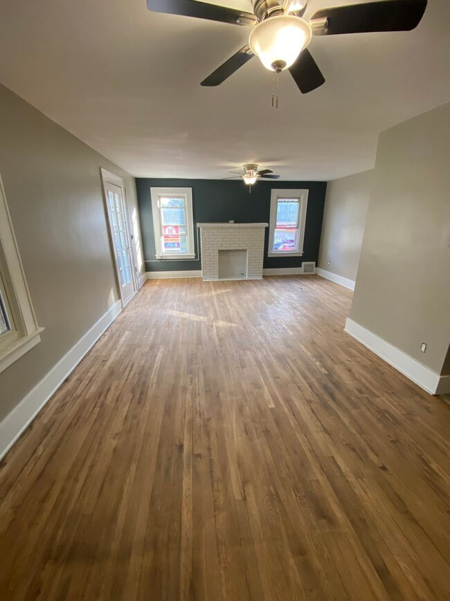 1806 4th St in Cuyahoga Falls, OH - Building Photo - Building Photo