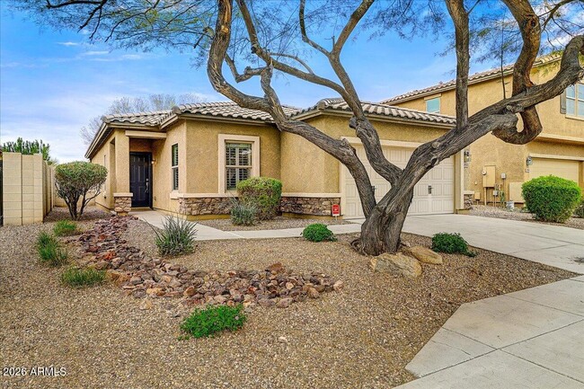 property at 10850 W Avenida Del Rey