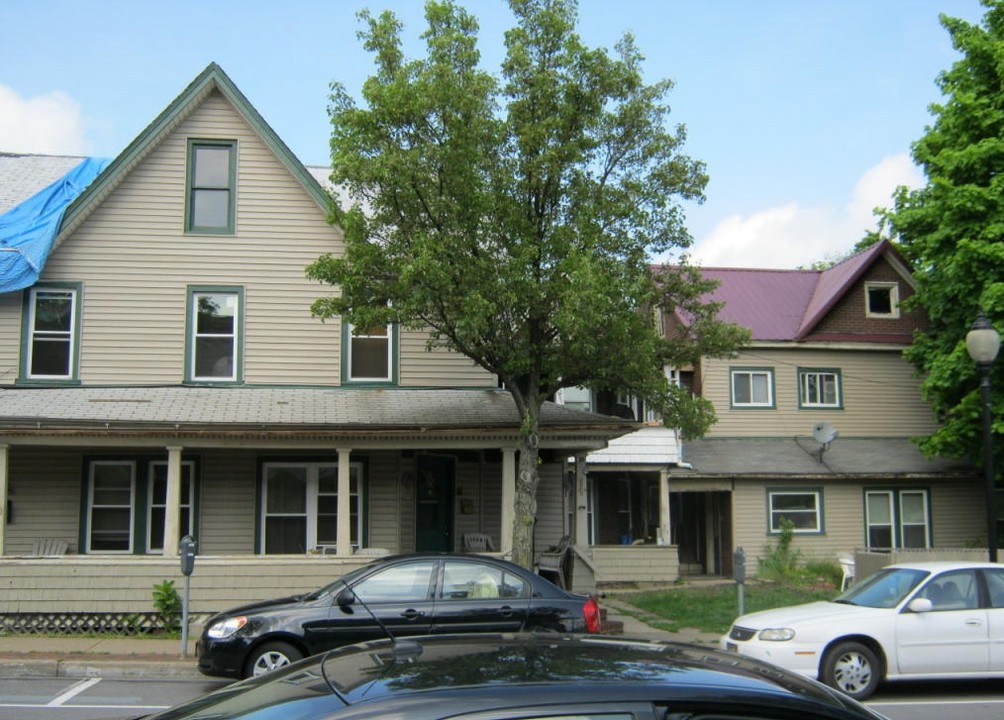 56-60 Queen St in Northumberland, PA - Building Photo