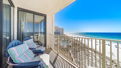 7205 Thomas Dr in Panama City Beach, FL - Building Photo - Building Photo