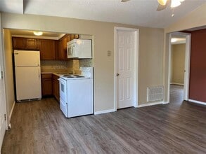 457 E Vandalia St in Edwardsville, IL - Building Photo - Building Photo