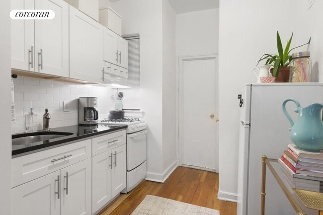 50 East End Ave in New York, NY - Building Photo - Building Photo