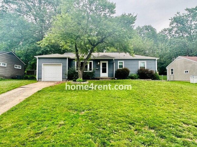 property at 7947 Reeds Rd
