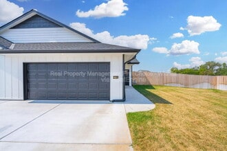 3612 W Angel St in Wichita, KS - Building Photo - Building Photo