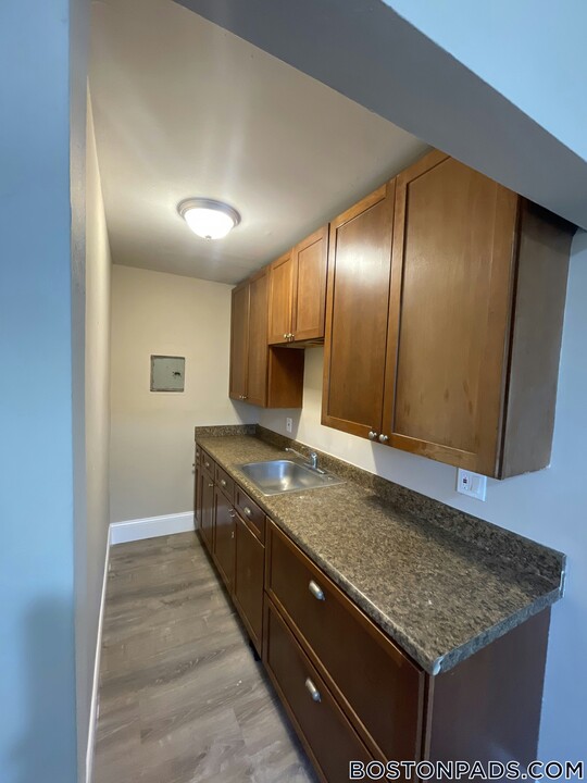 99 South St in Lynn, MA - Building Photo