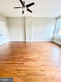 719 Reservoir St photo'