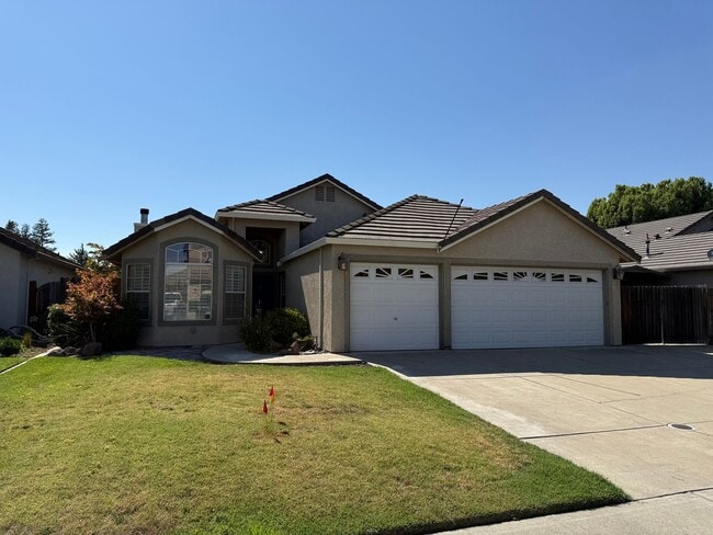 property at 521 Pecan Dr