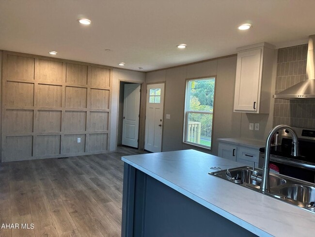793 Sherman Valley Rd in Hopewell, PA - Building Photo - Building Photo