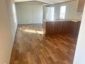 57 Celia Dr in Lumberton, NC - Building Photo - Building Photo