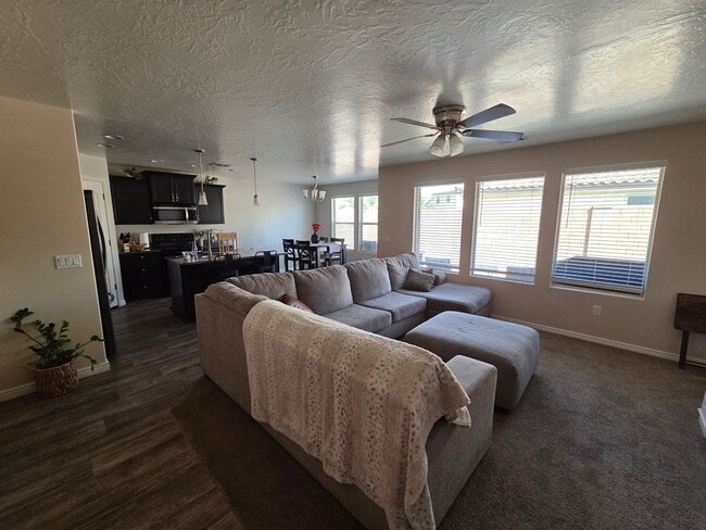 5985 Rimrunner Dr in Saint George, UT - Building Photo - Building Photo