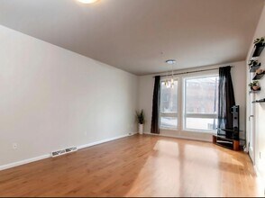 3647 Penn Ave in Pittsburgh, PA - Foto de edificio - Building Photo