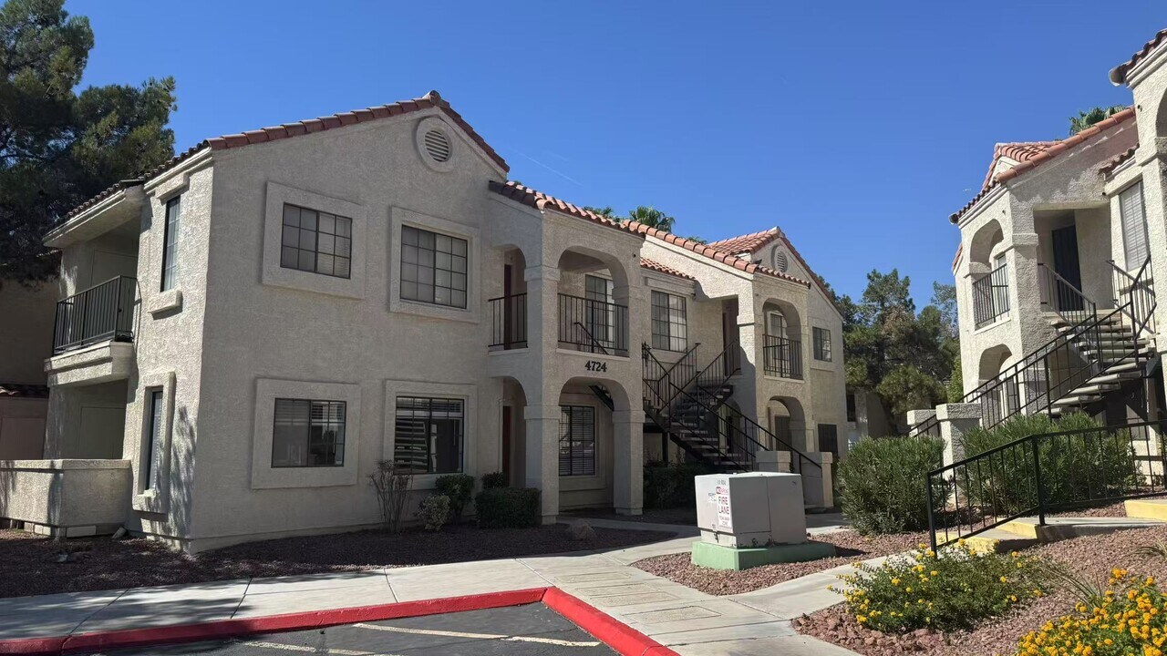 4724 Nara Vista Way in Las Vegas, NV - Building Photo