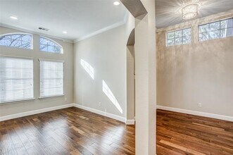 18744 Gibbons Dr in Dallas, TX - Building Photo - Building Photo