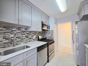 1935 Wilson Ln in McLean, VA - Building Photo - Building Photo