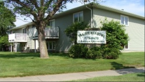 Prairie Meadows in Grand Forks, ND - Building Photo