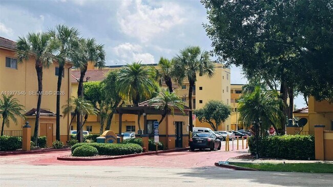 8240 SW 149th Ct in Miami, FL - Building Photo - Building Photo