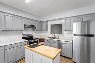 839 Dalewood Dr in Raleigh, NC - Building Photo