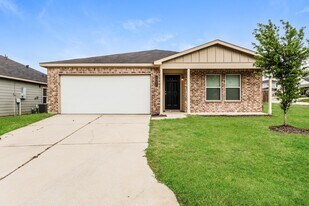 14211 Green Wing Cir in Willis, TX - Building Photo