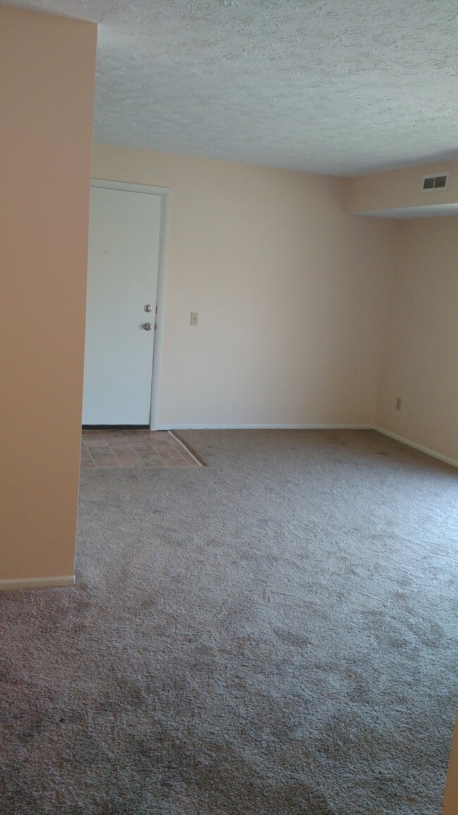 5980 Margie Cir SW, Unit 309 in Navarre, OH - Building Photo - Building Photo