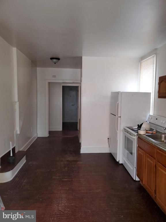 property at 3350 N Water St