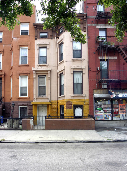 420 Jefferson Ave in Brooklyn, NY - Building Photo