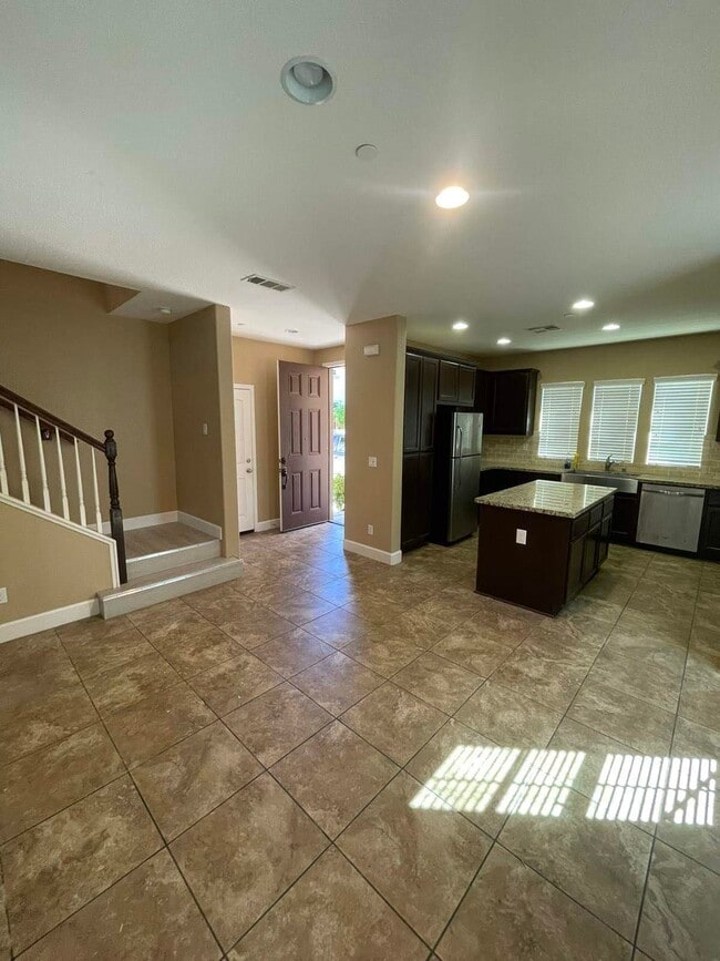 880 Willow Bridge Dr in Folsom, CA - Building Photo - Building Photo