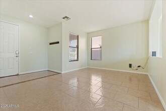 26051 N 163rd Dr in Surprise, AZ - Building Photo - Building Photo