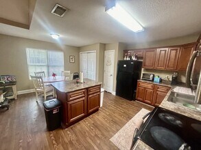 101 Tuscany Trail in Statesboro, GA - Building Photo - Building Photo